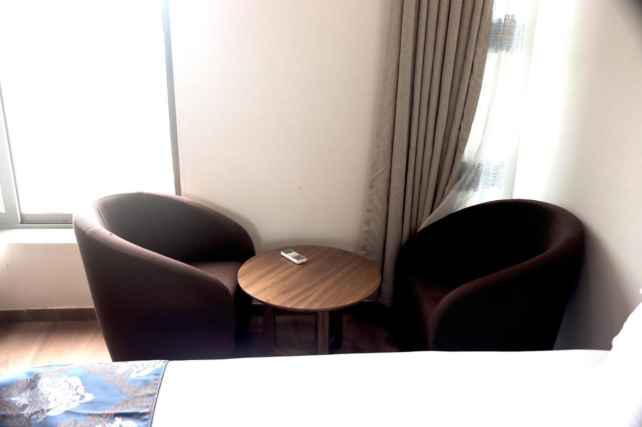 Heaven 7 Hotel & Resort Himatnagar エクステリア 写真